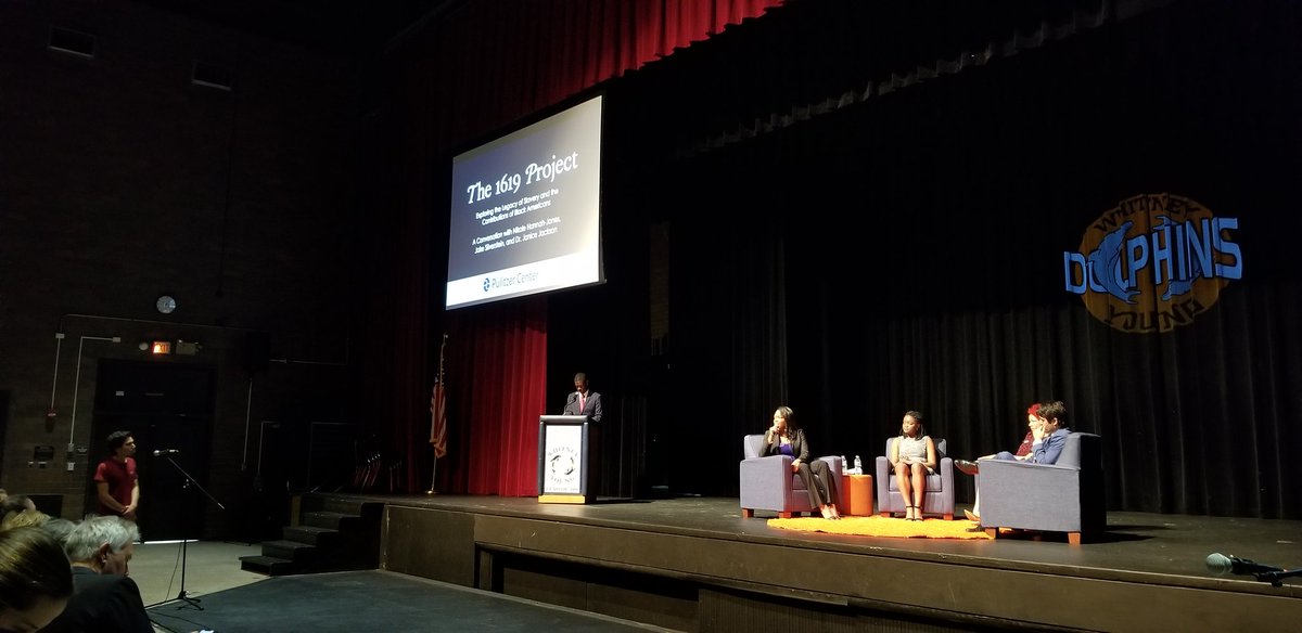 CPSFinEd's tweet photo. @janicejackson answering❓from @wyhs student as to how to fix the problem of racial injustice. There's no easy fix but @ChiPubSchools is committed to amplifying POC's stories via culturally relevant curriculum + students can act to amplify their voice and uplift their stories. https://t.co/SdlwTHmO51