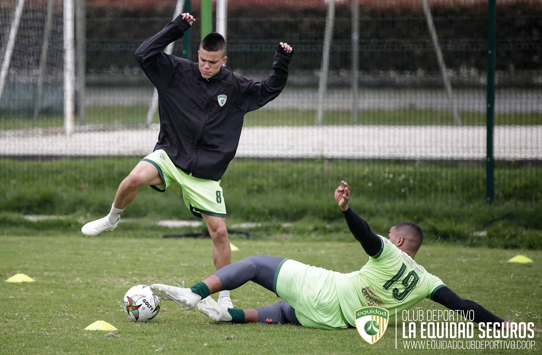 InterBogOficial's tweet photo. 📸 Postales
Entreno de #martes proyectando el juego 🆚️ @AguilasDoradasR
#EquidadMiPasión https://t.co/sik9F8V2e6