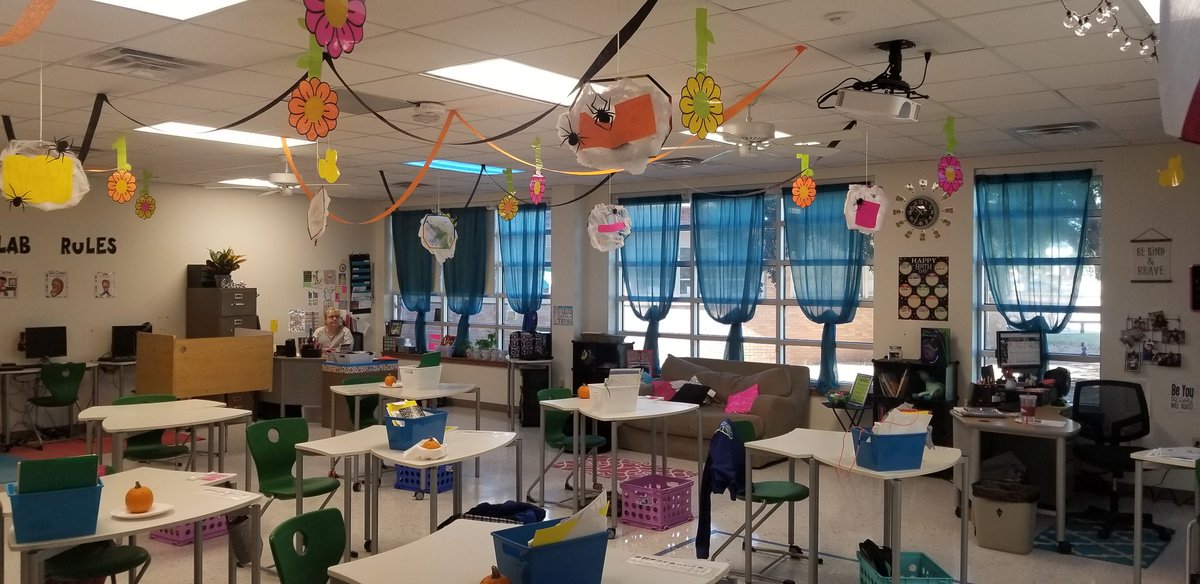 Ms. Amber Drake tweet media