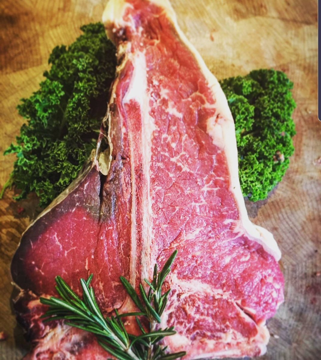 MarlowButchers's tweet photo. The King of steaks! T-bone, dry aged for 36 days! Is there anything better? #thebutcherstapmarlow #beef #scotchbeef #goodfood #steaks #tbonesteak #kingofsteaks https://t.co/jsBhuvHsOZ