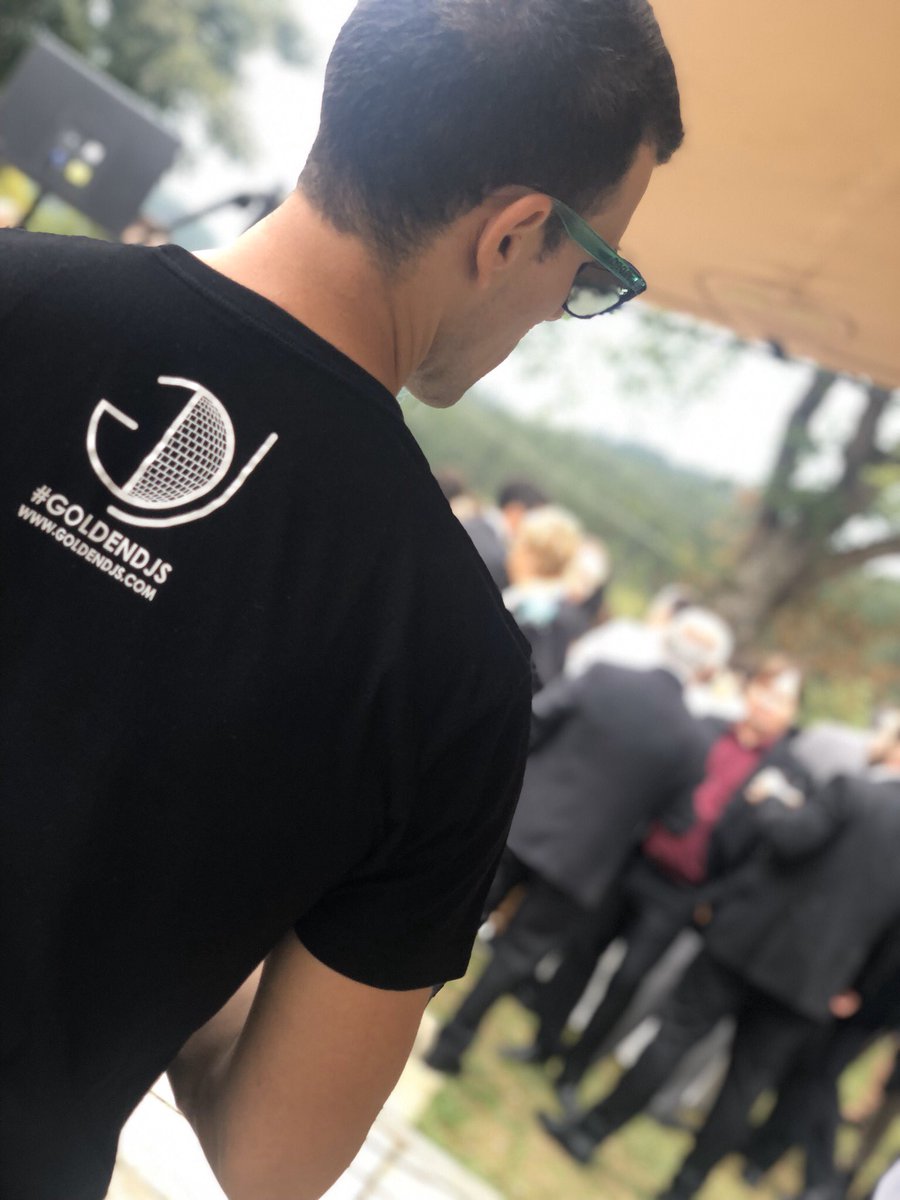 jontirapu's tweet photo. #goldendjs 🌐 #tour2019 #ezkontza 🔗 #boda 💐 05/10/2019 #legazpi 
Maitane🔗Raul https://t.co/xfBi1nNzEj