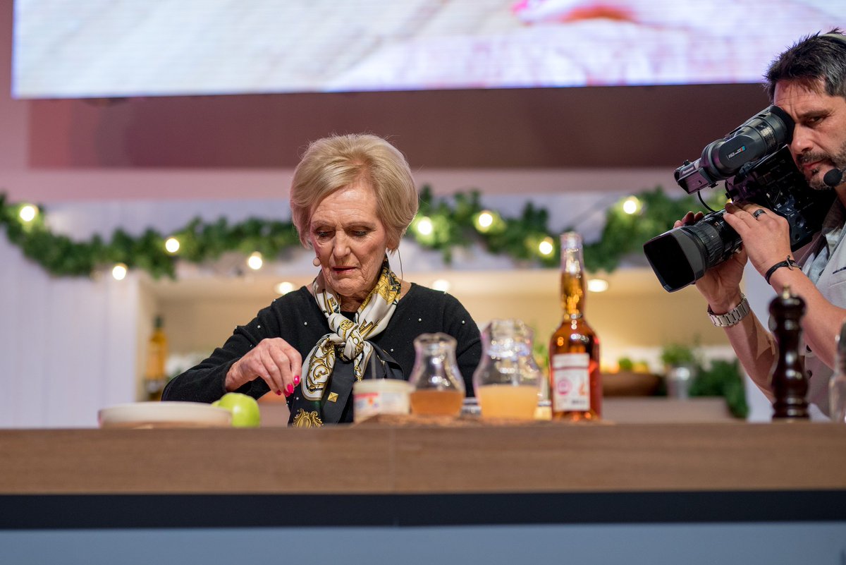 thenec's tweet photo. Who will you take to the @BBCGoodFoodShow winter this year? Join Mary Berry, Tom Kerridge, Nadiya Hussain and more, 28 November – 1 December  https://t.co/Ni0VIoqVVq https://t.co/aomv6iqqx4