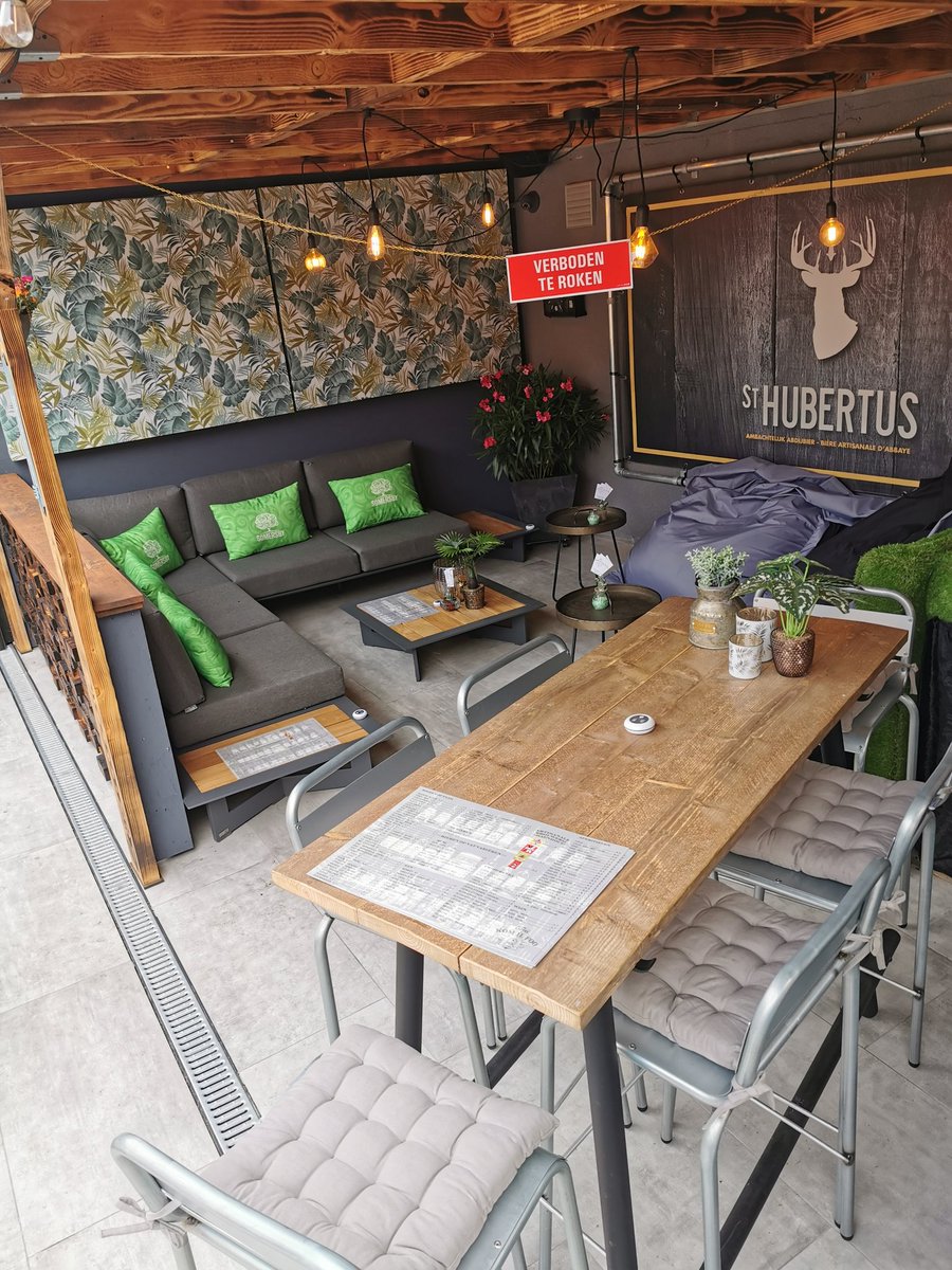 il_foo's tweet image. #zuidersterras #voor50personen  #Dust ⁉️ #75soortenbier #hongerke ⁉️ #lekkerehuisbereidesnacks  🆕🆕#pushthebutton en we zin do 👍👌🆕🆕#Pittem #Egem❗❗