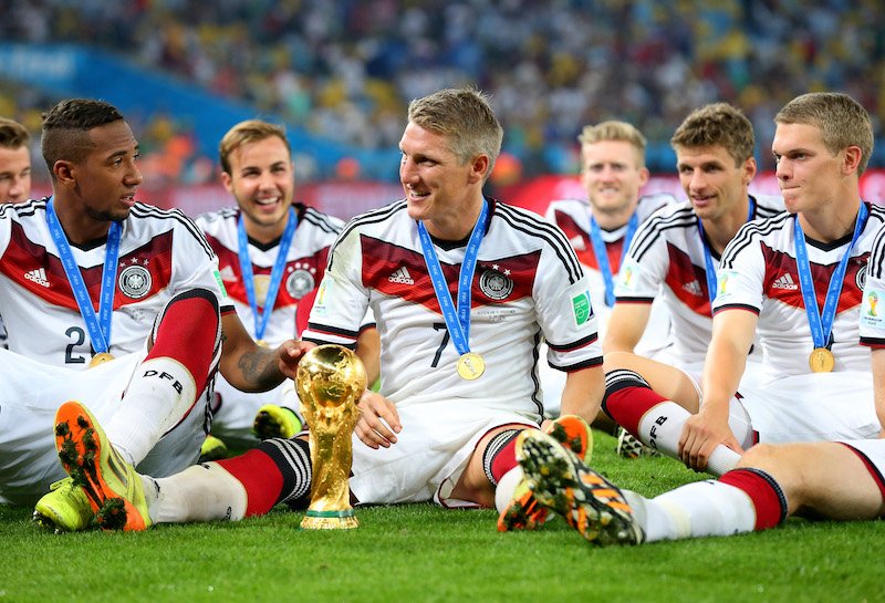 サッカーキング 現役引退 シュヴァインシュタイガーが現役引退を発表 バイエルンやドイツ代表などで活躍 T Co U8qtaewr5s 編集部より シュヴァインシュタイガーはバイエルン マンチェスター U シカゴ ファイアーでプレー ドイツ