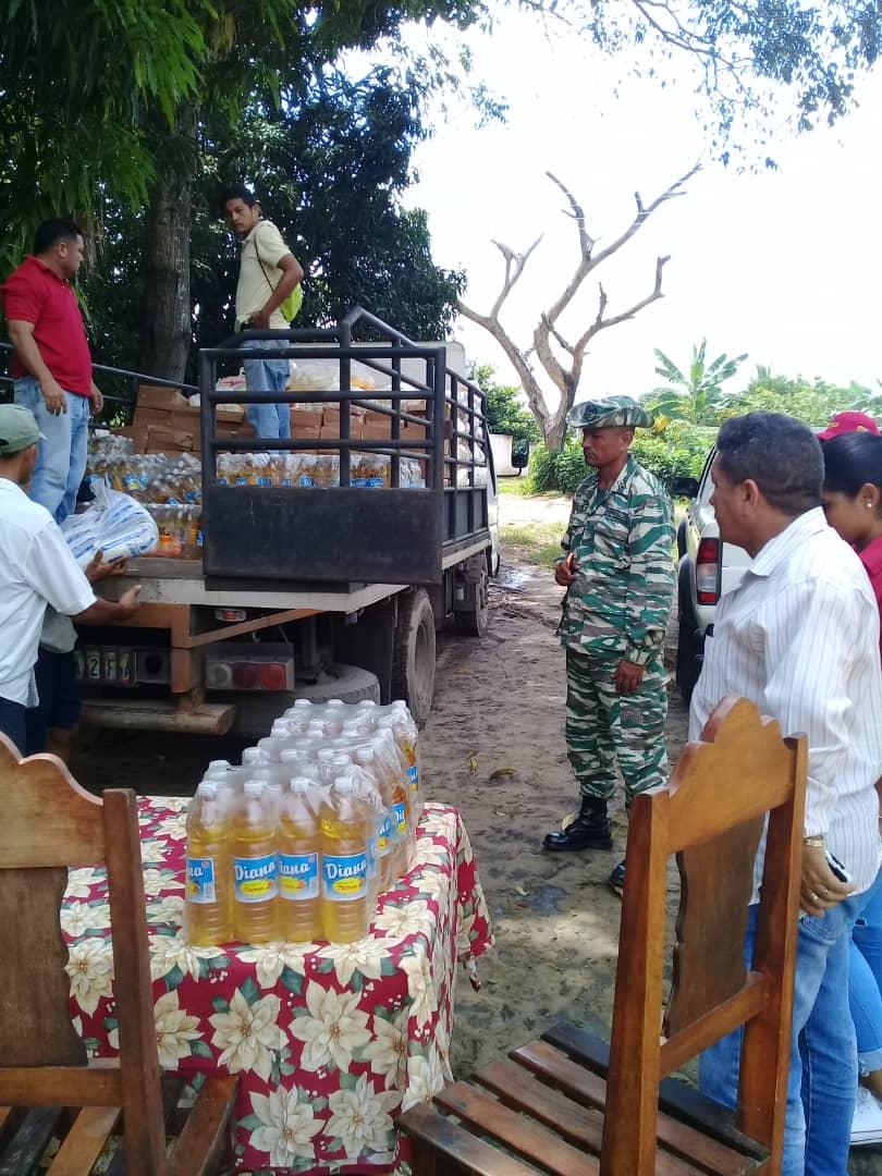 MercalApure_'s tweet image. 📢ACTIVOS RESPALDANDO LA ETIQUETA📢 #TodosSomosClap
Desde @MercalApure_
seguimos activos, pueblo y la Misión Alimentación unidos
Continuamos, en función de garantizar un buen sistema de despacho de alimentos.
@MinppalOficial
@MercalOficial
@JFME69
@AngelRiveroPSUV
@Anarequena422