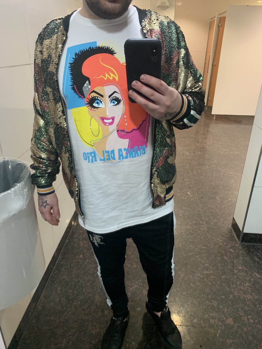 Stopped! Jeered st and had BIANCA shouted at me in Birmingham airport! Bitch you famous 🤡 <a href="/TheBiancaDelRio/">Bianca Del Rio</a>