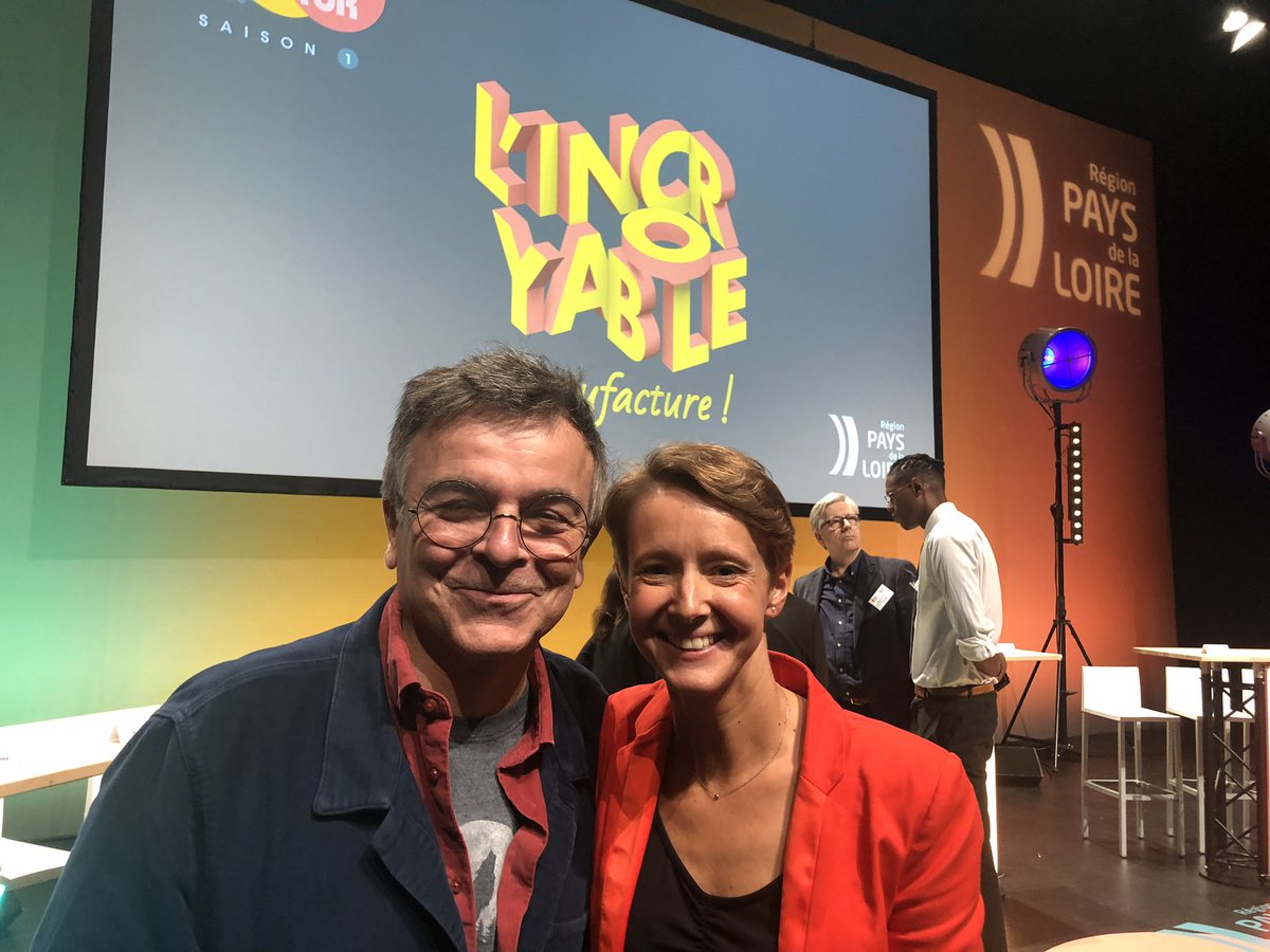 CreativeTech_By's tweet photo. Les coulisses de #Cultureaufutur filage technique entre entreprises #algam #colart #toilesdemayenne #zekat #mulliezflory avec artistes #collectiforum #elladjlincydeloumeaux #maudlouvrier #pietroseminelli et universités ! #polytechAngers #CEISAM #ENSIM #incroyablemanufacture https://t.co/HAaKE811Qu