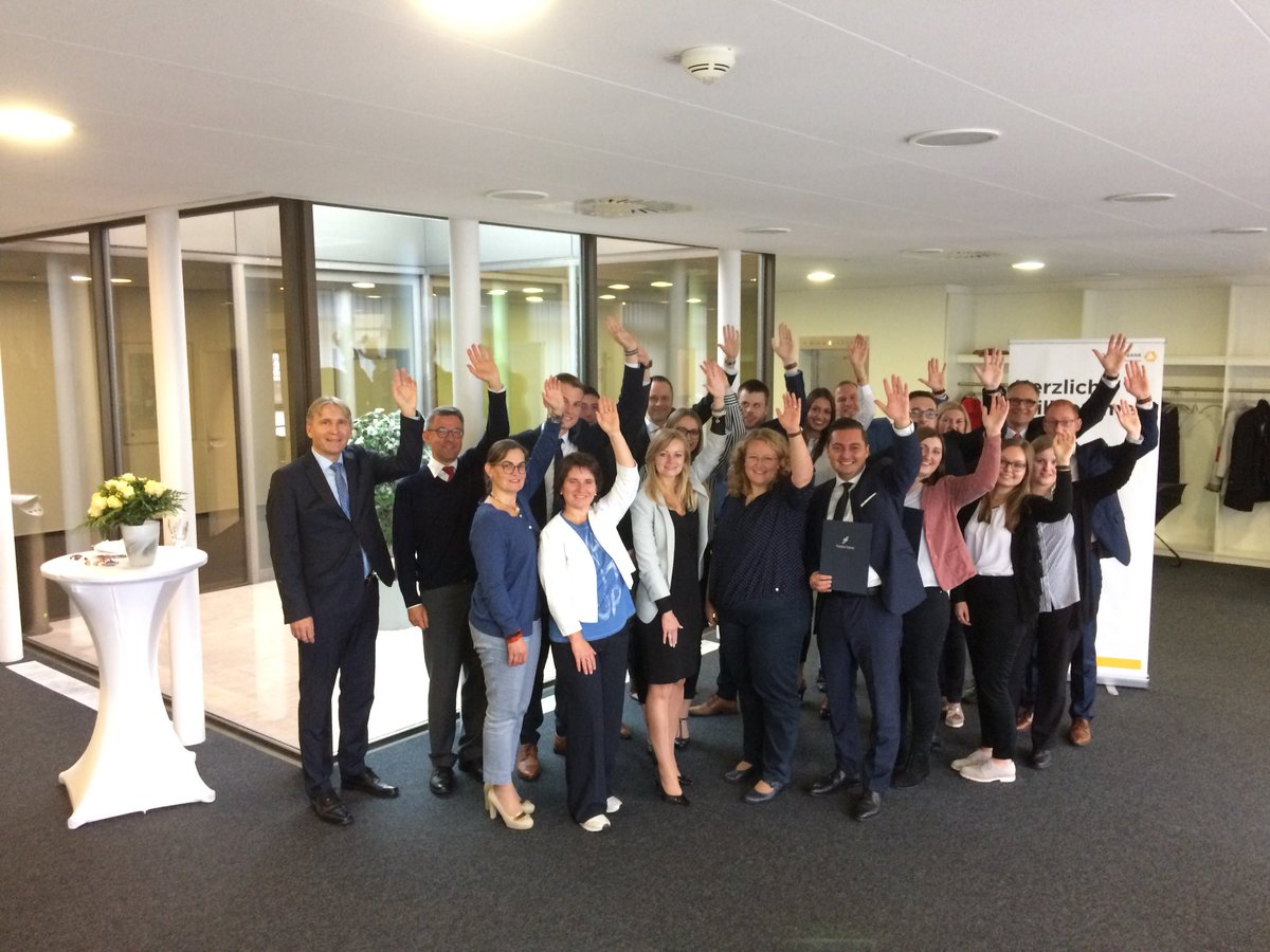 Twitter पर Silke Heinz Heute Durften Wir In Den Heiligen Hallen Der Commerzbank Ag In Der Quadratestadt Mannheim Die Abschliessende Prufung Der Bankbetriebswirt E Durchfuhren Alles Gute Fur Die Zukunft Frankfurtschool T Co Gbttrqlhiy