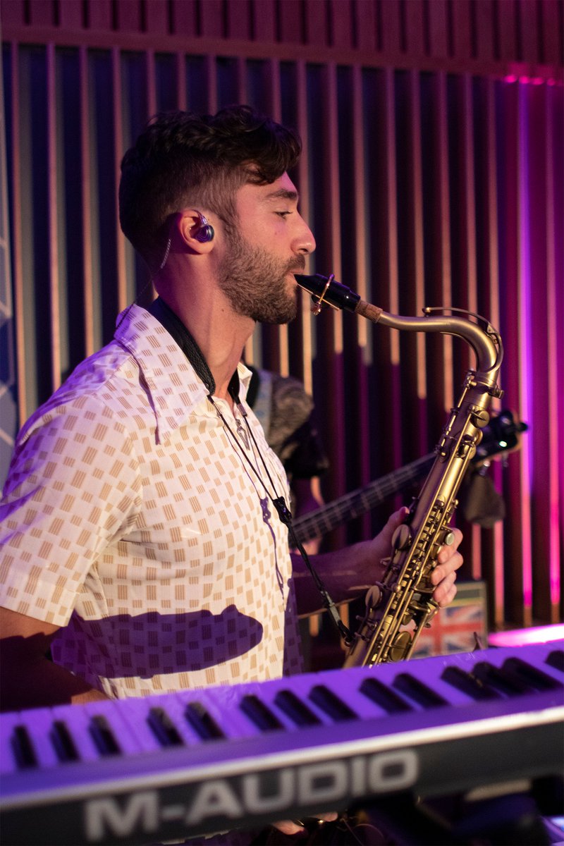 FirstCom_Music's tweet photo. So proud to work with talent that shines this bright! The launch party for our Capitol Studio Masters series was such a success.
#CSMxFC #CapitolStudioMasters #productionmusic #newmusic https://t.co/49eGYa4IXW