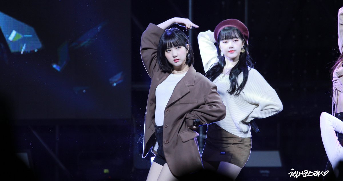 [4K 60P] 191008 #여자친구 (#GFRIEND) #은하 (#EUNHA) 인제 군장병 한마음대회 Full 직캠(Fancam) by 첼시코스타

youtu.be/YHBKfFCbx8w
23:31