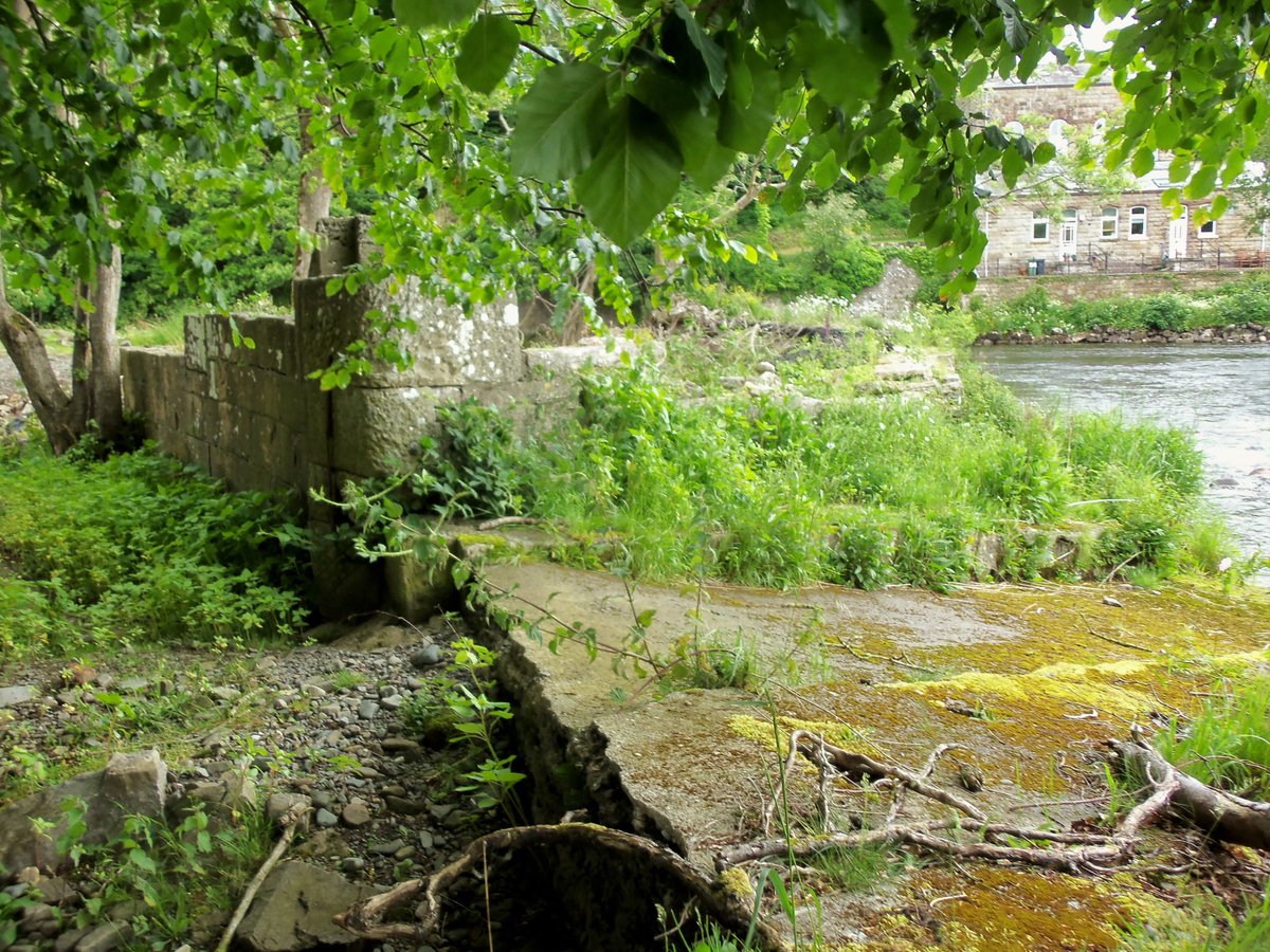 StanLeigh18's tweet photo. #Cockermouth #Mills -  #LowGoteMill &amp; #FitzMill sites as they looked in 1980's and how they look today
Read 'The Water Mills of Cockermouth via https://t.co/BXzMXQeLuH
@cumbriaoldrural @PictureCumbria @FeatureCumbria @Cumbria_Photo @TMaryporters https://t.co/ZIVVlmJ2m6