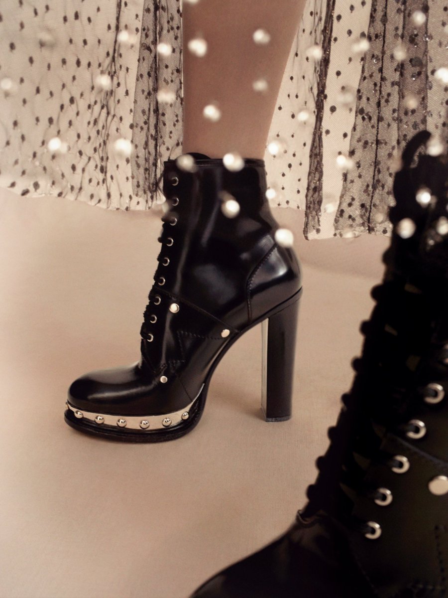 Tread lace-up platform heeled boots 