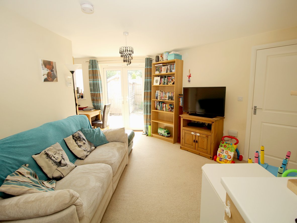 plymouth_homes's tweet image. Price Reduced to £112,000 - North Prospect

This spacious purpose built ground floor flat boasts its own PRIVATE ENTRANCE, PRIVATE GARDEN &amp;amp; is offered for sale with NO ONWARD CHAIN. #Plymouth

For further details please call us on 01752 514500 or visit:
bit.ly/35jHsl2