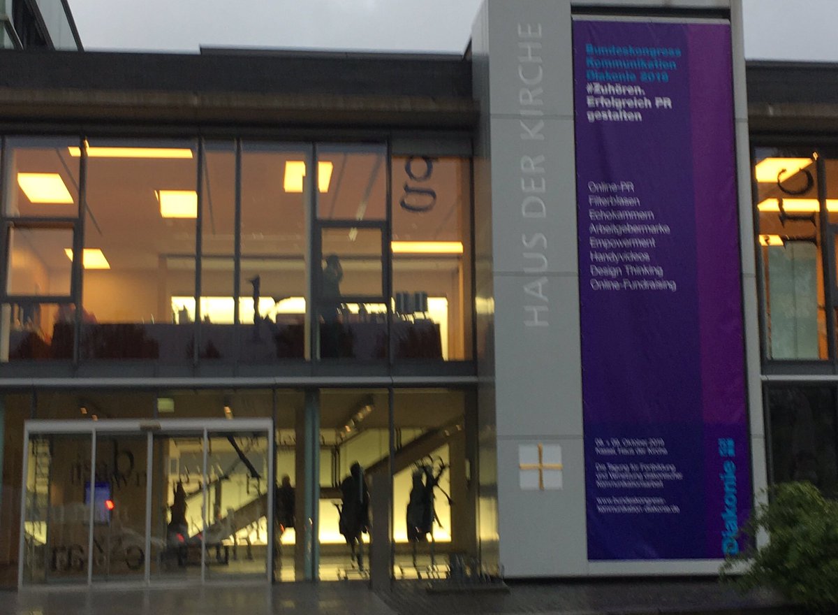 volmarstein's tweet photo. Der erste Tag mit viel Input geht zu Ende beim Bundeskongress Kommunikation Diakonie 2019. Morgen gehts spannend weiter! #zuhören #bkkd #recruiting #employerbranding https://t.co/x09SzxpqSE