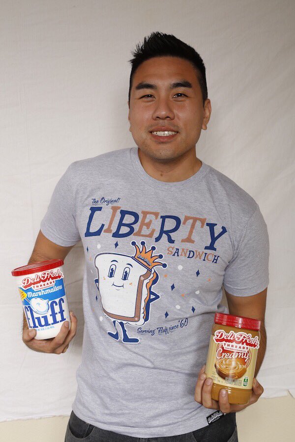 DeliFreshThrds's tweet image. Happy National #FlufferNutter Day! 
Some fun sweet facts:
-New Englanders are responsible for 50% of the 🌍 fluff sale! .
- Paul Revere's great-great-great granddaughter Emma Curtis was the first to create the sandwich and publish the recipe as the "Liberty Sandwich."