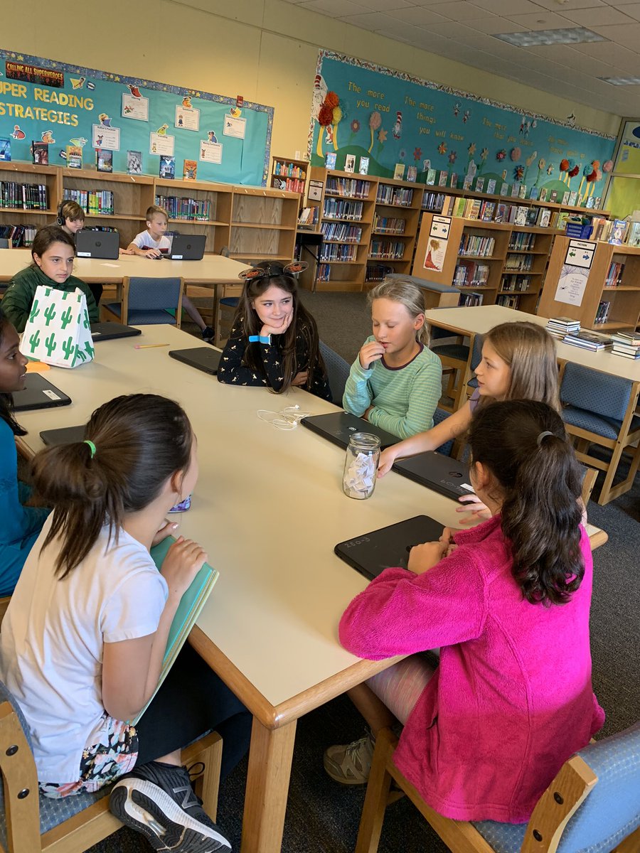 UESLibrary's tweet image. Future writers club in the UES library.  #futureauthors  @UESPrincipal