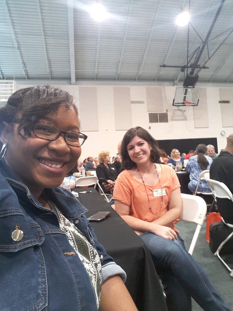 CourtDom28's tweet photo. Lunch time!! #phscacd https://t.co/igzNHElk8K
