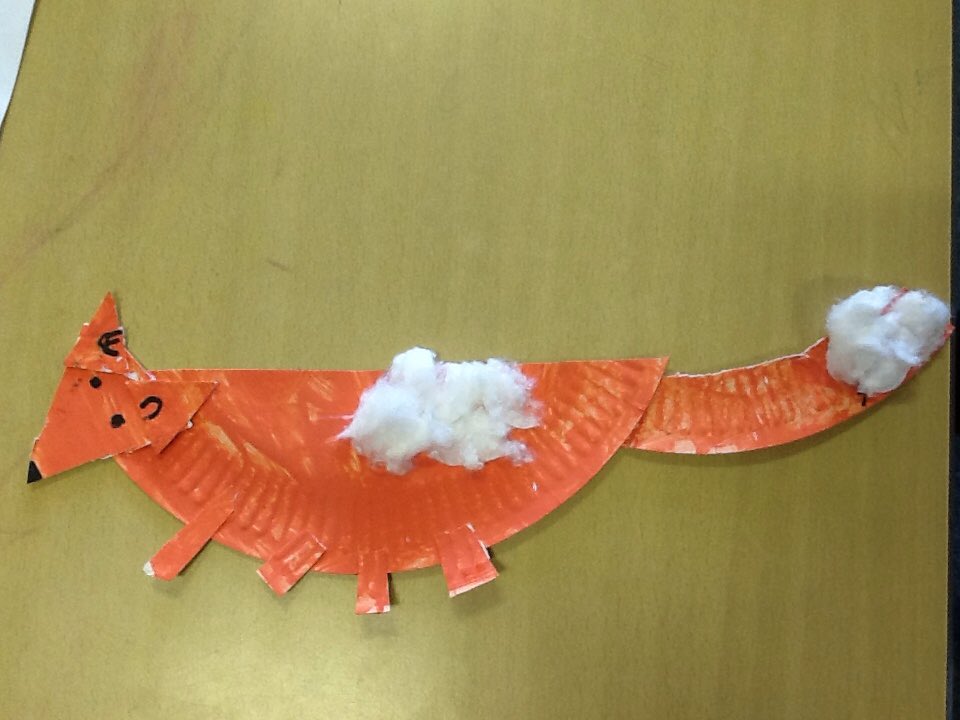 MissMcCnmps's tweet photo. Proud of my wee class today for great sharing and caring during craft time! More Fantastic Mr Fox fun! 😊 @NiddrieMillPS https://t.co/R1gASwHexR
