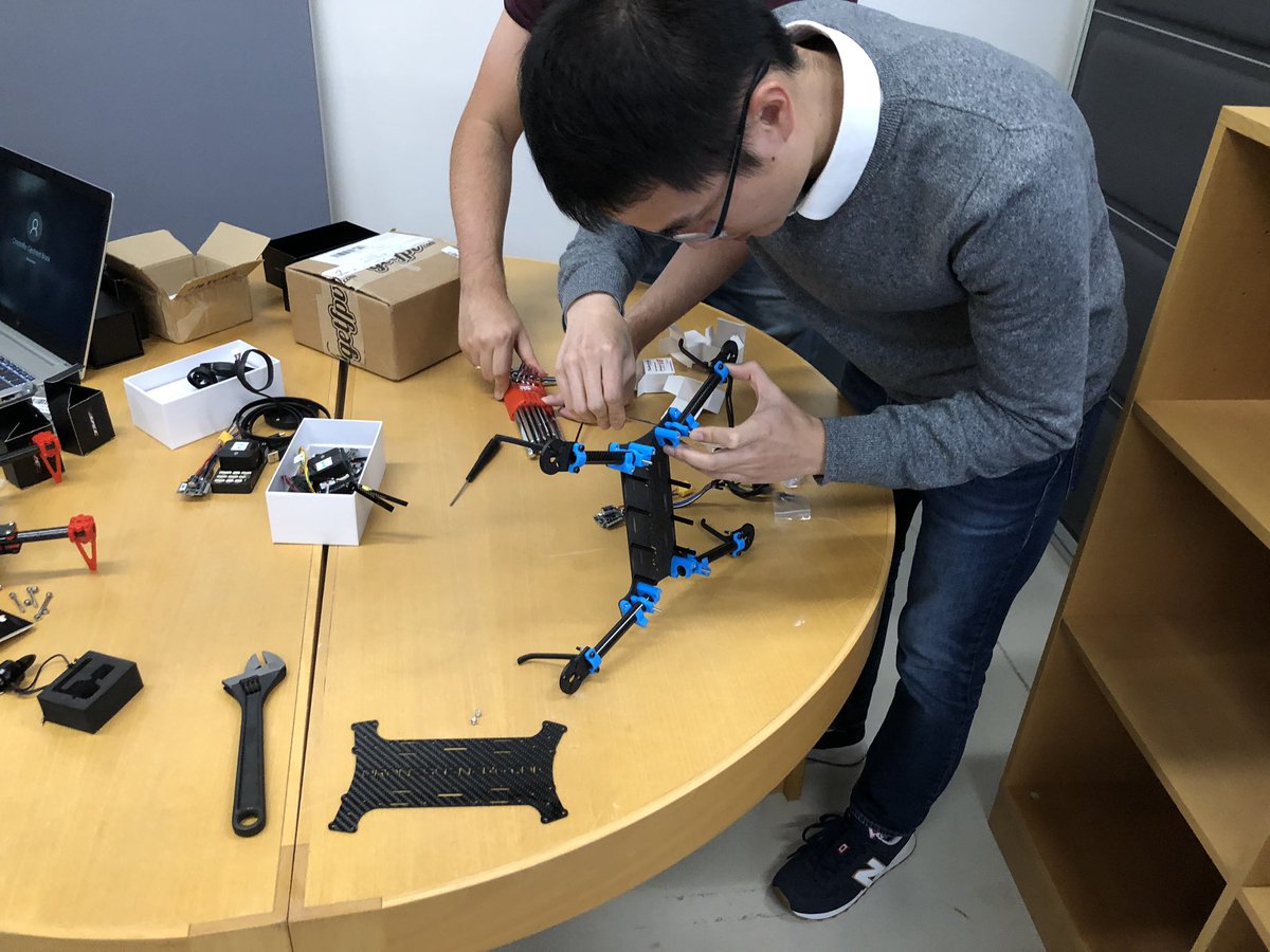 Drones4Energy tweet media