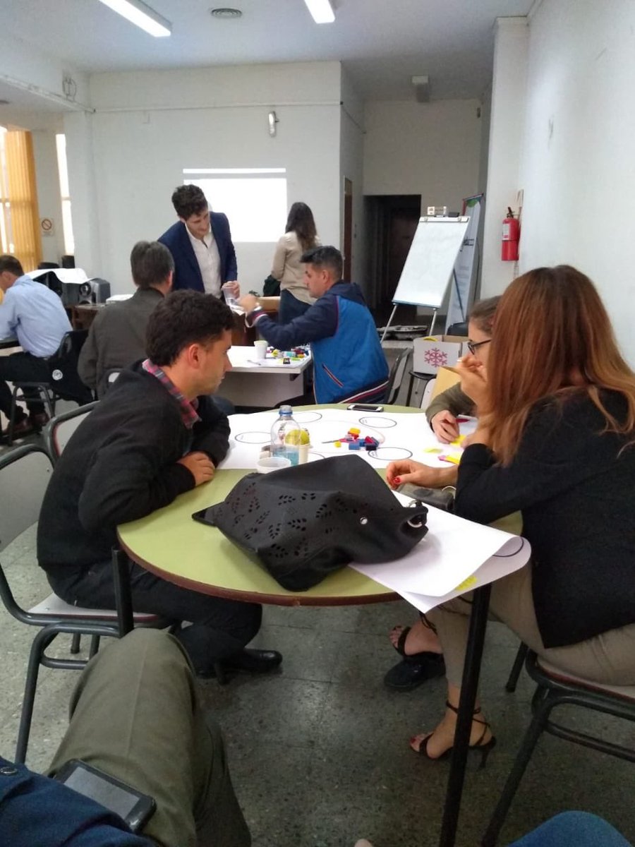 polilabunr's tweet photo. #Ahora en Santa Fe trabajando en el encuentro presencial de cierre de #InnoFe: innovación en el entramados cooperativo santafesino 💪🙌 Proyecto impulsado con @VinculacionUNR 🤝 https://t.co/iYk5rF4LqQ