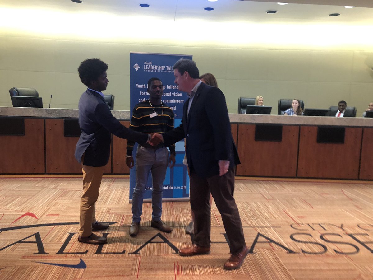 YouthLeadTLH's tweet photo. #YLT16 Mayor for the Day! Thank you @MayorOfTLH @JohnDaileyTLH! #ihearttlh #ihearttally @CityofTLH https://t.co/moubAVJicr