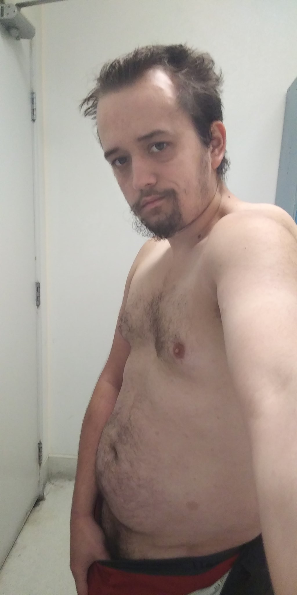 I have lost almost 25 pounds recently, i should be proud of how i am doing. Not to my goal yet but getting closer. https://t.co/3VTBRUM66S