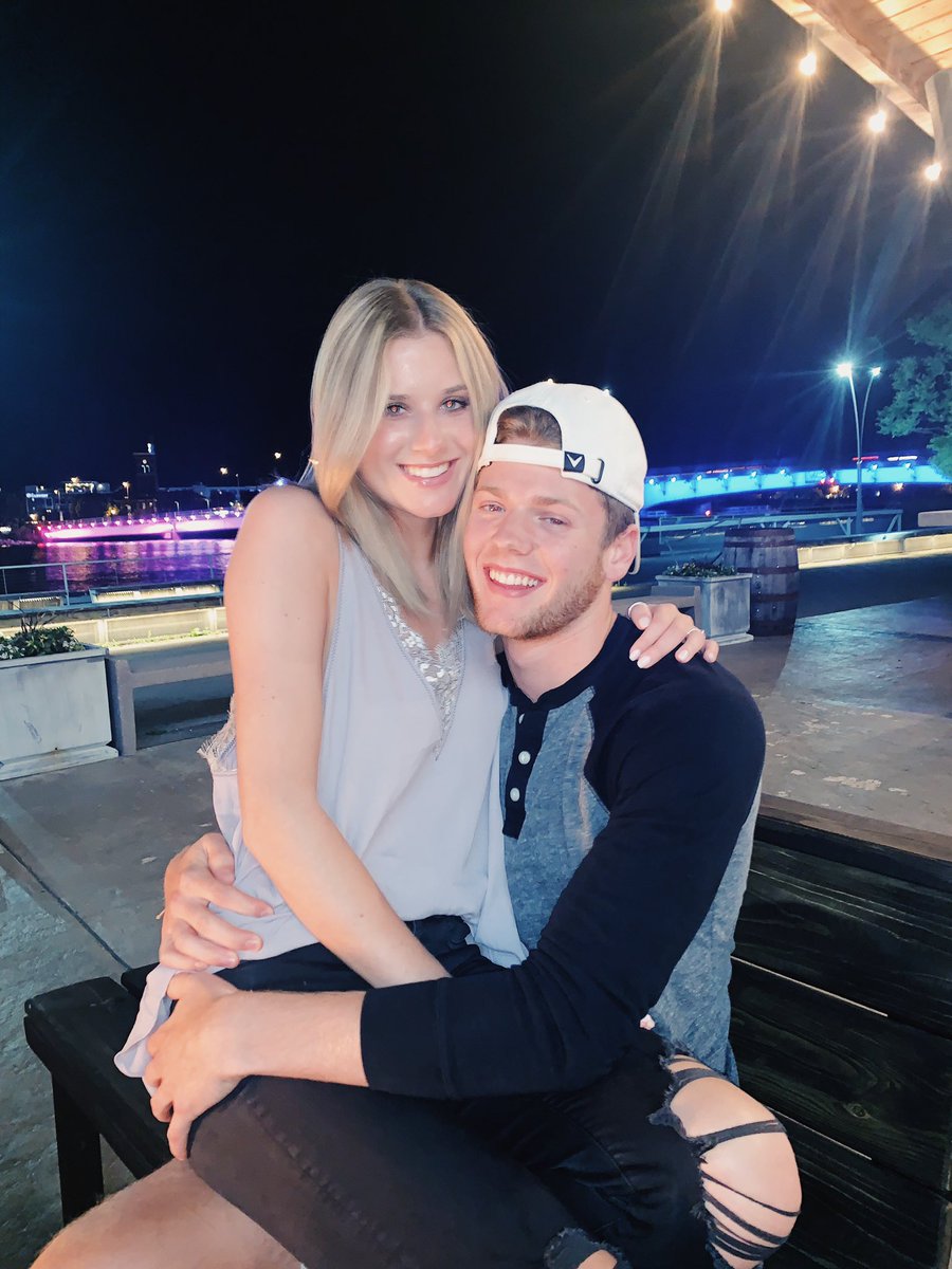 JonnieWinkler's tweet photo. Only tweet i will have is for your bday so happy birthday honey @ElleMaricque https://t.co/mwDj1y3N9G