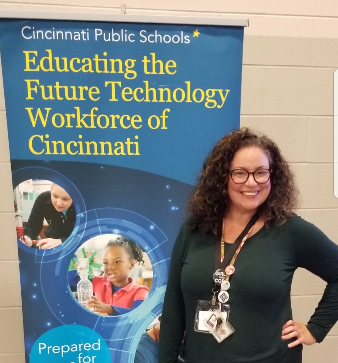 Rosemary_Edu's tweet photo. .@jesshugSTEAM is Educating the Future Technology Workforce of Cincinnati at @happyhydepark!
@SundermanJill #CPSandMe #IamCPS @IamCPS @comSpark_tech #Comspark_tech https://t.co/g0XsGWddpf