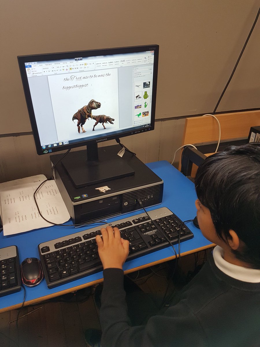 P3LorneStreet's tweet photo. We were using Microsoft Word to record some of our knowledge about dinosaurs.💻🦕 #crosscurricularlearning #digitalliteracy #ICT https://t.co/fs8mO7pIZx
