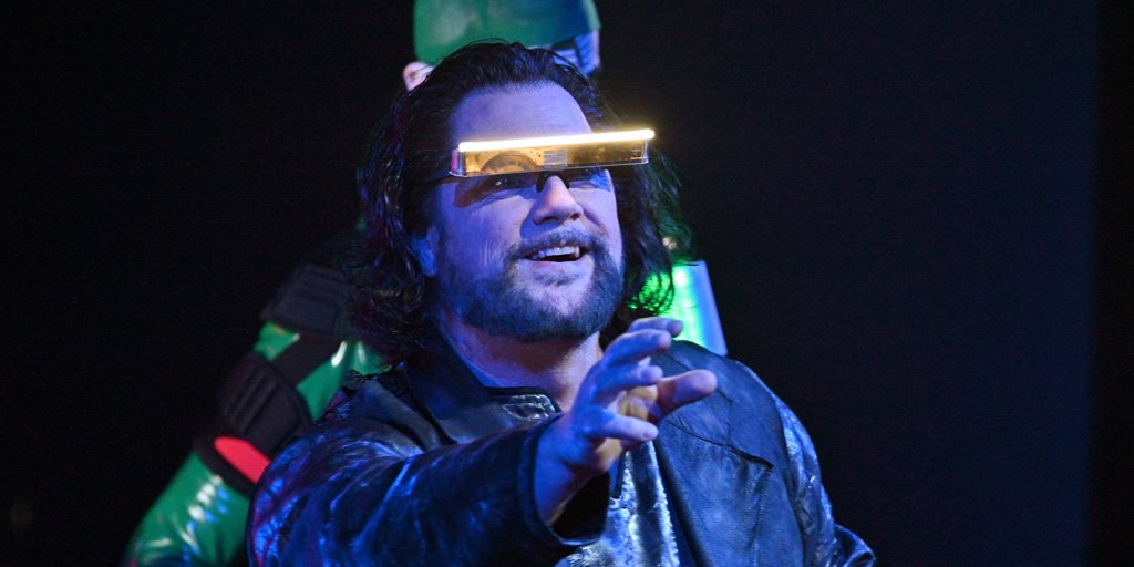 Liceu_cat's tweet photo. Toi toi toi on tonight's première of Puccini's Turandot at the Liceu with a cast leaded by @liselindstrom @MaestroGKC @AnitaHartig & #AnteJerkunica 😍👏👏👏
#TurandotLiceu
#InBoccaAlLupo
#Toix3 https://t.co/DRLLjEfZjG