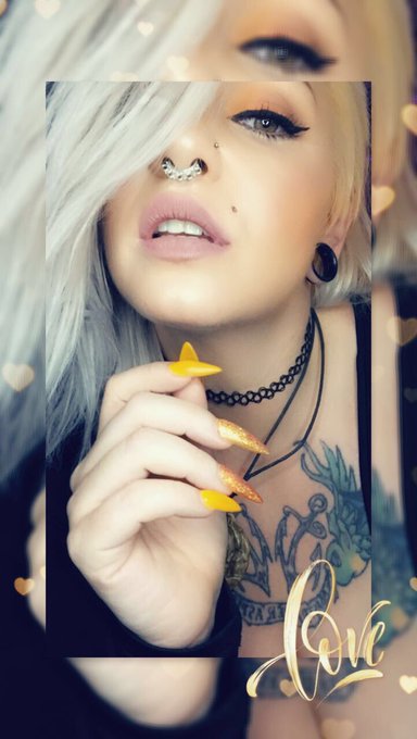 #Newbie What&rsquo;s goooood Twitter peeps? #amateur #fresh #babyboss #startedfromthebottom #nowimhere #followme<a href="/tag/newbie"class="tags">#Newbie</a><a href="/tag/amateur"class="tags">#amateur</a><a href="/tag/followme"class="tags"><span>#followme</span></a><a href="/tag/foryou"class="tags"><span>#foryou</span></a><a href="/tag/startedfromthebottom"class="tags"><span>#startedfromthebottom</span></a><a href="/tag/fresh"class="tags"><span>#fresh</span></a>