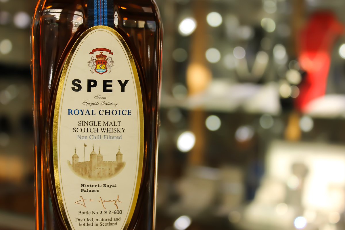 ShopEllon's tweet photo. Spey Royal Choice Single Malt Scotch Whisky is presented in a beautiful bottle and presentation box, this is a perfect gift.
#spey #royalchoice #royalchoicewhisky #speywhisky #singlemalt #singlemaltwhisky #speysidedistillery #perfectgift https://t.co/smeUoI6SPm