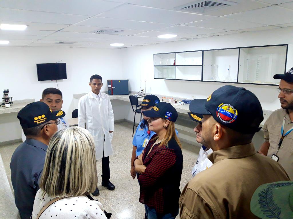 Omar_PrietoPSUV's tweet photo. Acompañamos al Ministro de Interior, Justicia y Paz M/G @NestorReverol a la inauguración del Servicio Nacional de Medicina y Ciencias Forenses, infraestructura de avanzada para apoyar el trabajo de los administradores de justicia.
#VenezuelaAvanzaIndetenible https://t.co/kOhTLDkJUs