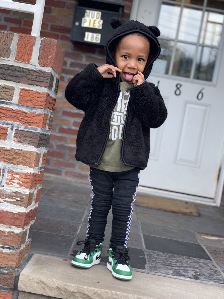 selfmadesteph_'s tweet photo. seriously how did I get so lucky my son so fucking cute 😭🥰🥰🤞❣️ https://t.co/CaY92xGGXp