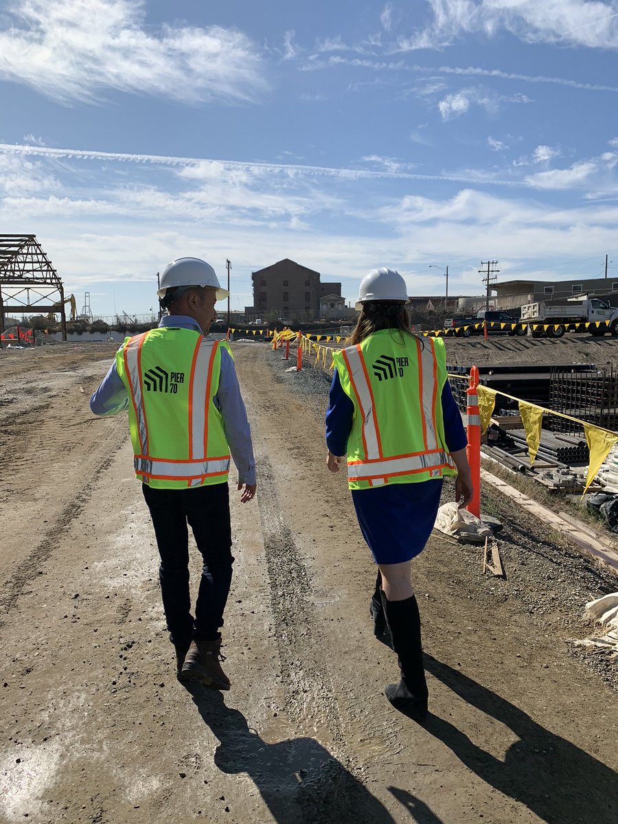 SFPort's tweet photo. Pier 70 Project moving forward nicely; the development will deliver new homes and open space that is adapted to sea level rise projections #sealevelrise #brookfieldpropertiesdevelopment #climatechange #pier70 https://t.co/GBLt1qQew6