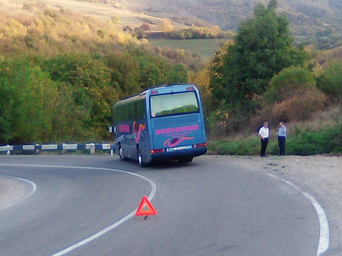Retour mouvementé, après la frontière armeno géorgienne une voiture nous a heurté dans un virage. Des dégâts pas de maux...du retard...on avait le temps cependant ....