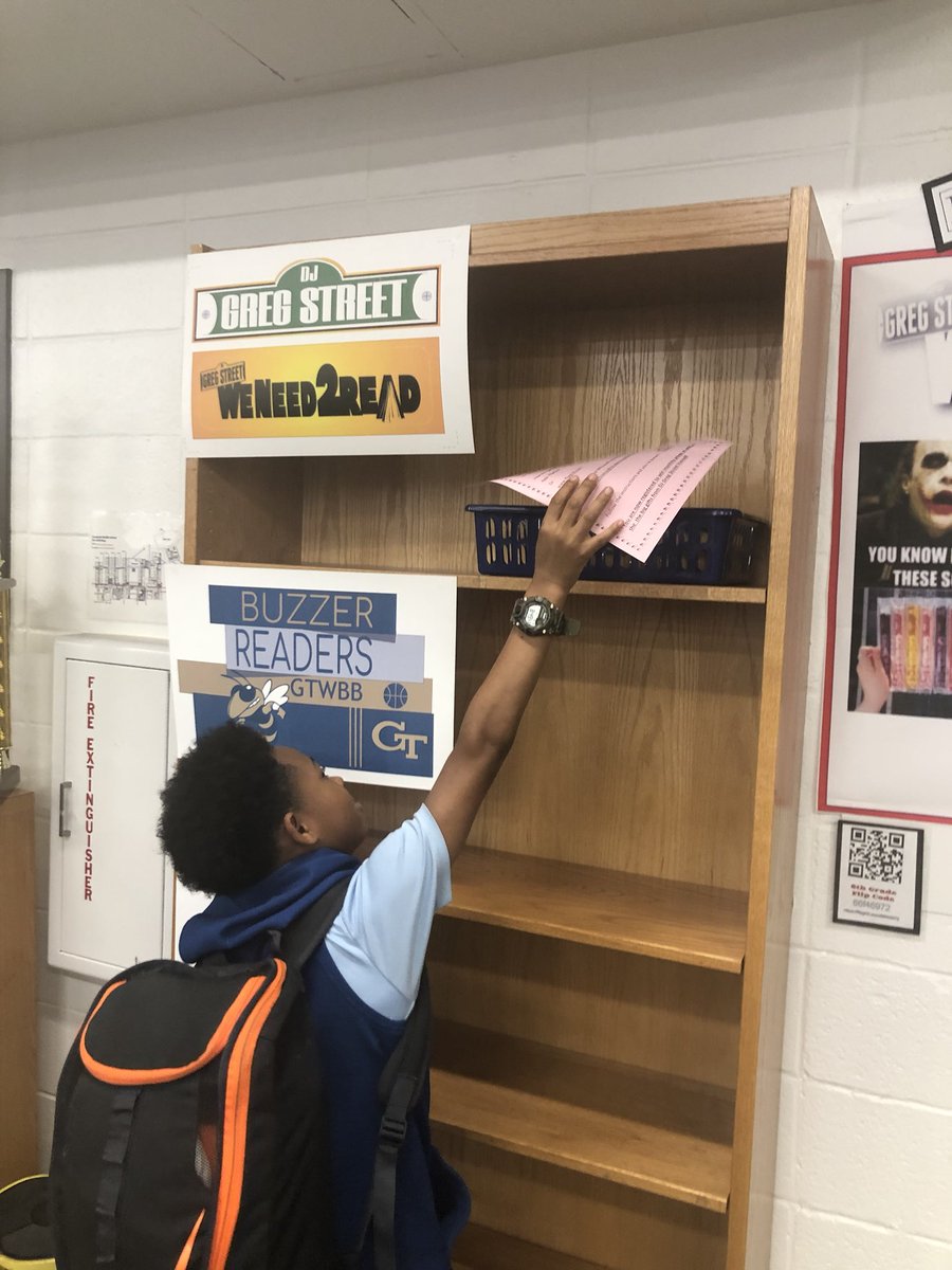 DerikaHannibal's tweet photo. #weneed2read @DjGregStreet @cmsspartans1 literacy on.. kids are excited .. we need Street to make an appearance.. kids are going crazy .. if I hear .. it’s 6oclock ..one more time lol https://t.co/k5ei2KC5rR