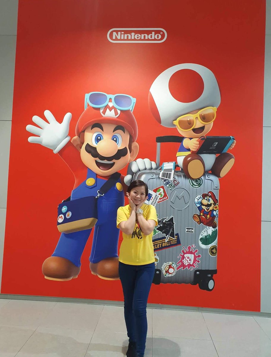 princessmytch's tweet photo. The welcoming committee! Hello Mario! 🍄 🇯🇵♥️ https://t.co/MvV8yuGmaI
