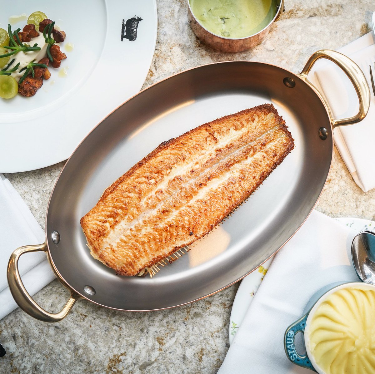 queensyardnyc's tweet photo. Our signature Dover Sole is served w/ golden chanterelles, pomme purée, rock shrimp, parsley &amp; lemon velouté (recommended to share). Book now on @Resy via our profile to experience the “Best of Britain”! #hudsonyards https://t.co/bxGU6MjMYX
