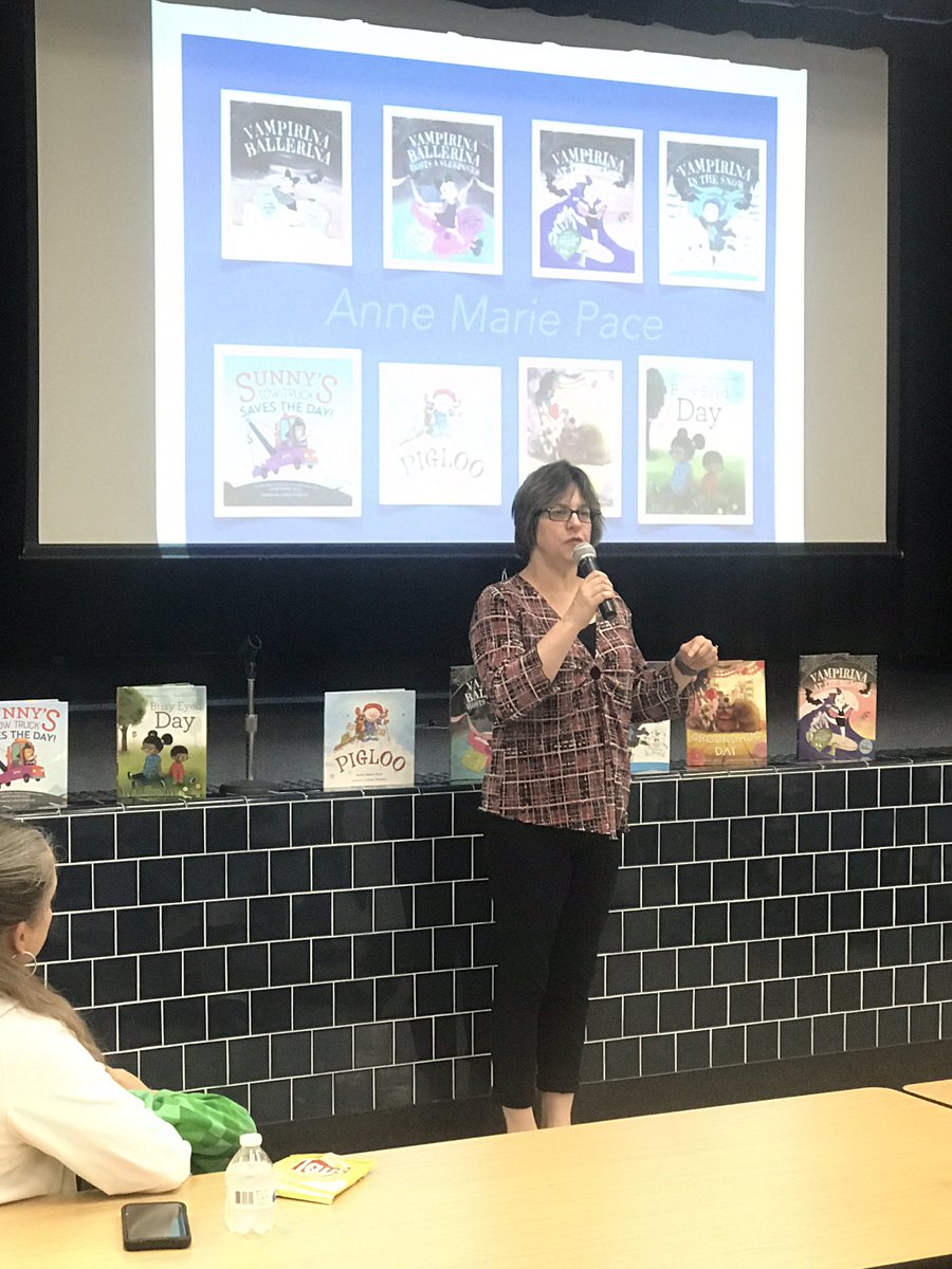 tussingtigers's tweet photo. Great Title I Night for @NES_CHPS @LES_CHPS @tussingtigers thank you Anne Marie Pace for presenting! @CHPS_Reading4u https://t.co/6AQrBBFKaT