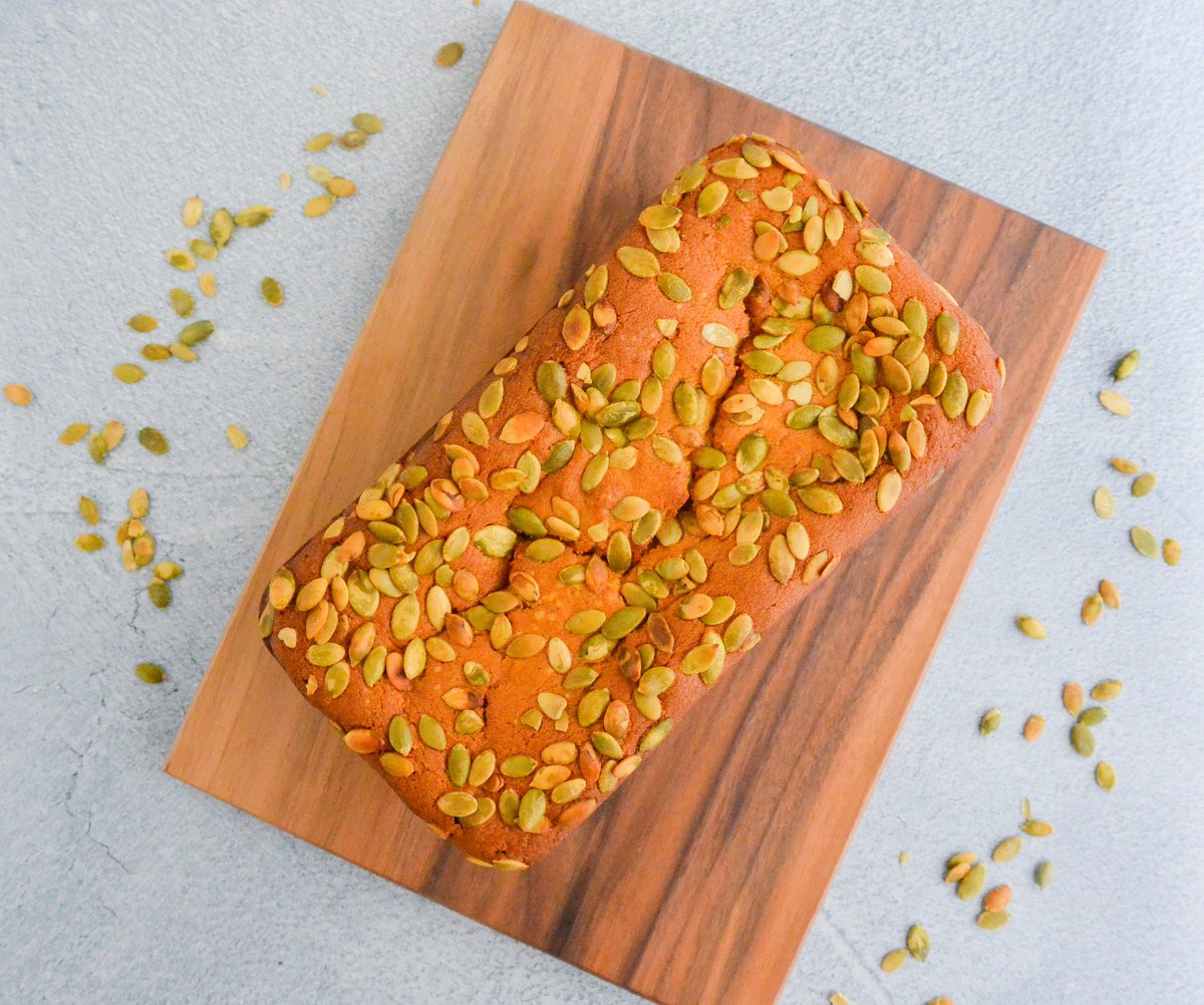 thedishnextdoor's tweet photo. Fall has already begun and I am already down with a cold. But that's not stopping me from enjoying a slice of the delicious pumpkin bread! 🎃

https://t.co/QytcMgFpBk

#recipeoftheday #easyrecipes #recipe #foodphotography #homemade #batter #pumpkin #seeds #bread #fall #Autumn https://t.co/QURc8cVZHR