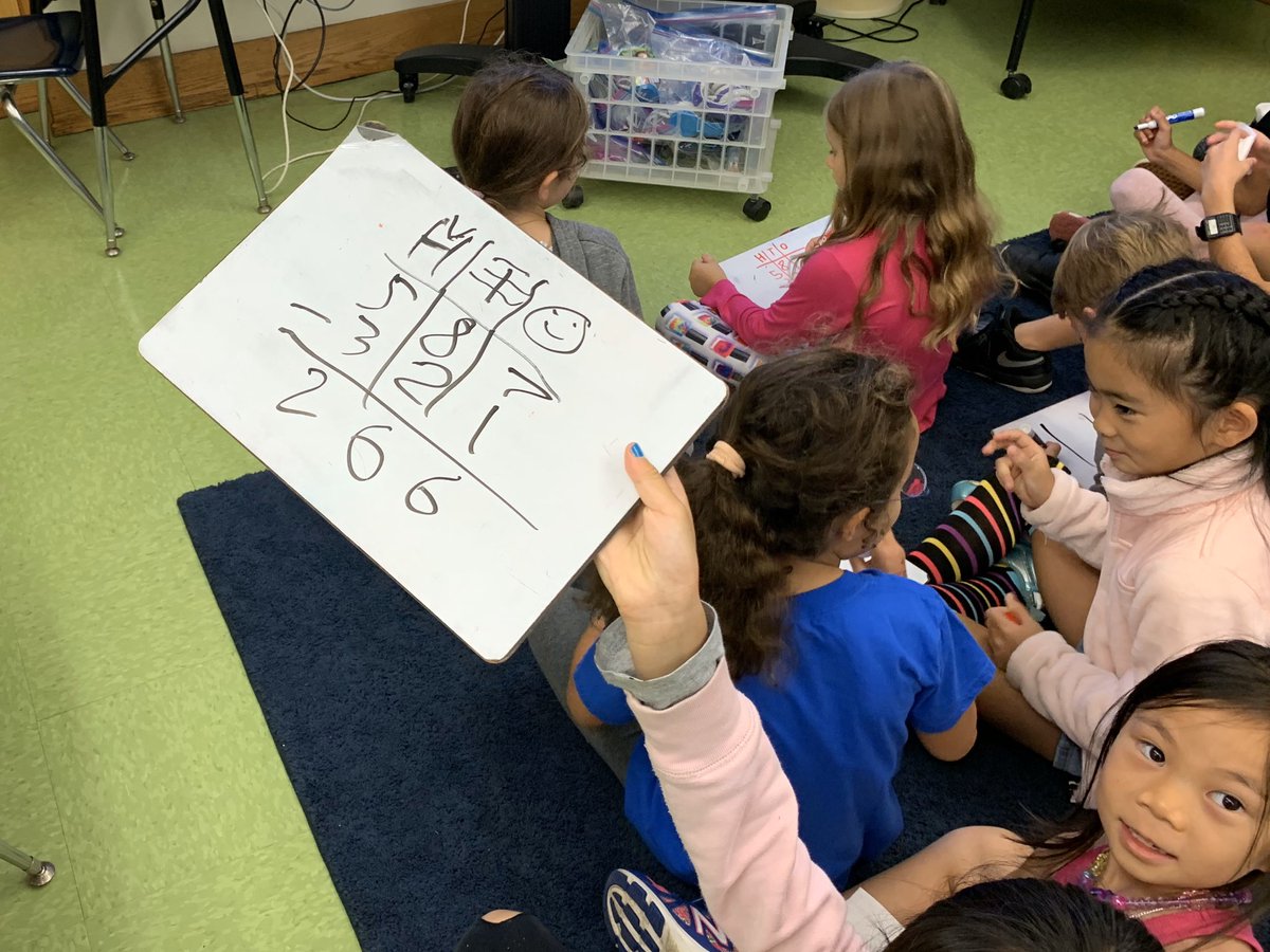 ms_franchini's tweet image. Vertical subtraction without renaming #partnerships #whiteboardmath #teamwork #heathcotepride
