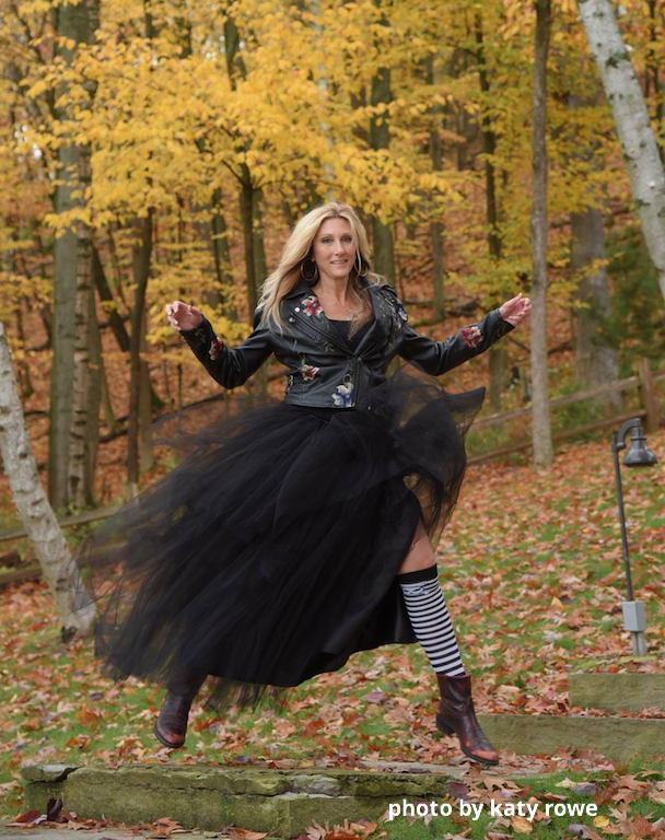 VibeGuidance's tweet photo. Autumnal Women's Retreat - https://t.co/EvNffLSbEV
October 18-21, 2019 in Upstate Wisconsin -- A magical place called Eagle River- there are a few spots left. https://t.co/fVaVmvToz2