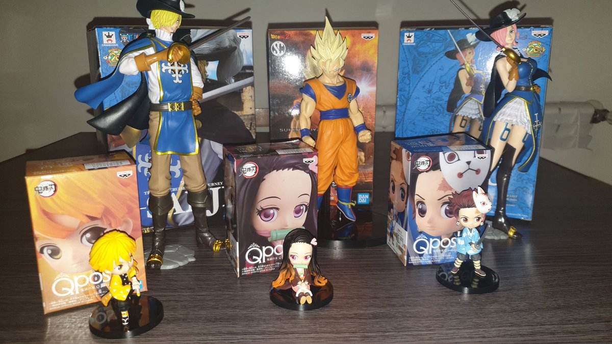 escardi's tweet photo. 🐦¡¡¡SORTEAZO!!!🐦
Gracias a @banprestospain os traigo el #SORTEO de este pack de figuras épicas😍

Para participar:
🐦 Haz RT
🐦 Sigue a @banprestospain 
🐦 Sigue a @escardi

*El sorteo finaliza el Miércoles 16 de Octubre. Informaré al ganador/a por un tweet citado de este🤘* https://t.co/fvkqTeGq5L