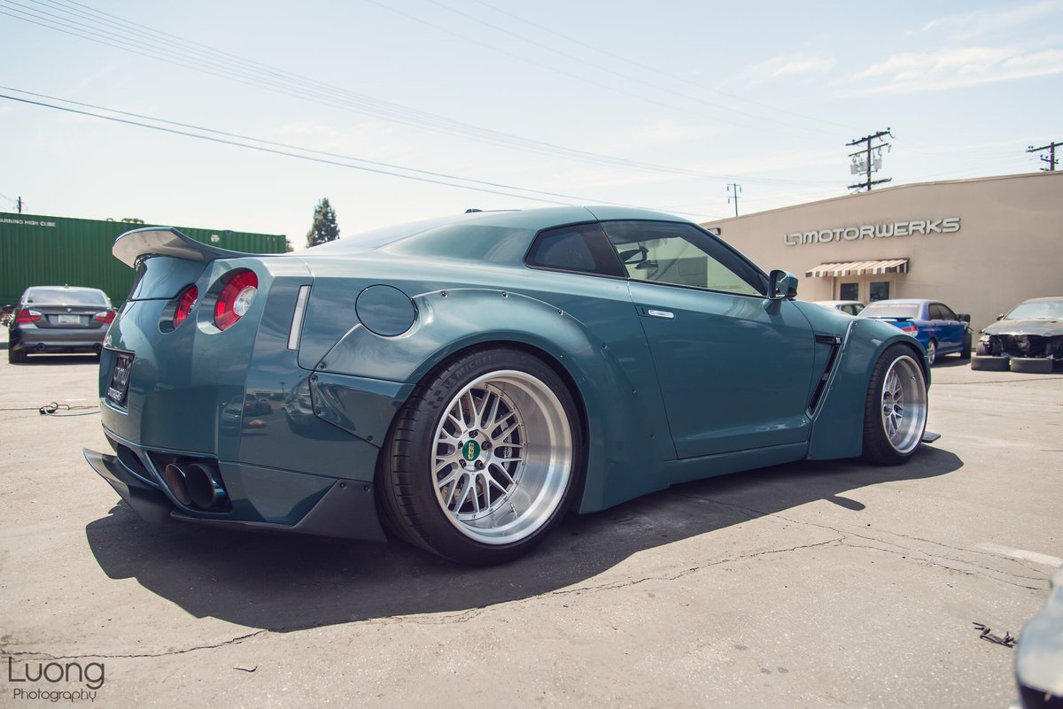buyassets's tweet photo. Liberty Walk GTR. https://t.co/g3GAxH9KFV