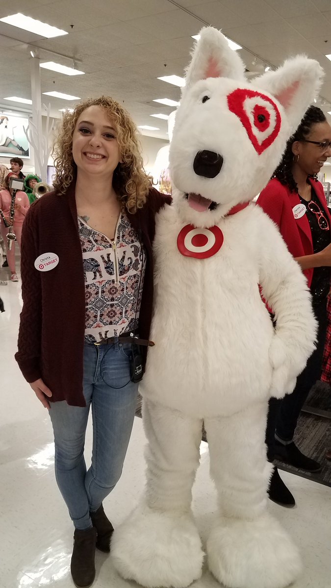 ChristaAtTarget's tweet photo. #TARGET #worksomewhereyoulove #yourhappyplace https://t.co/UbbTG0p9nH