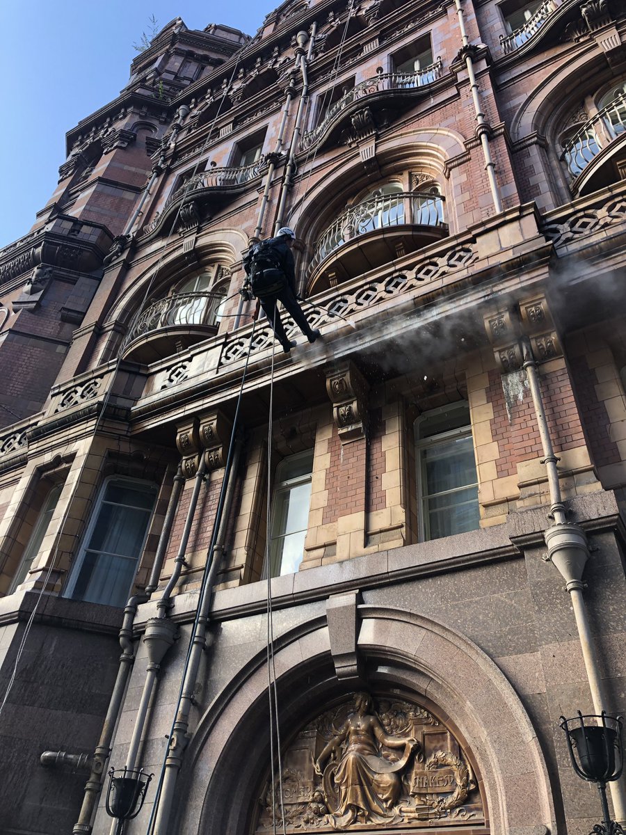 access_cleaning's tweet photo. Few shots from a job we started today #abseiling #buildingcleaning #stonecleaning #brickcleaning #steamcleaning #irata https://t.co/uAtfxLkibJ