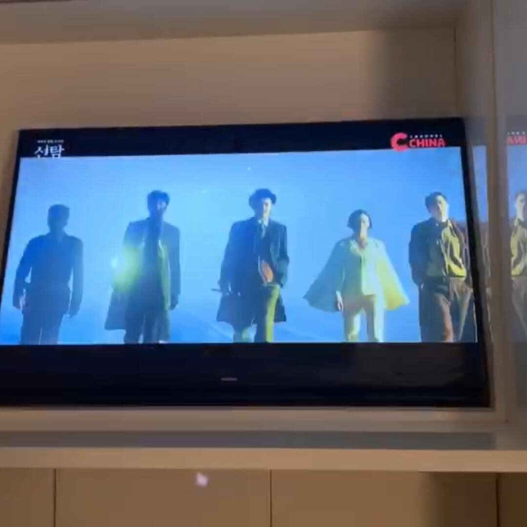 BaiYuFanPage's tweet photo. Bai Yu's drama Detective L is airing in Korea on channel CChina. It started from October 2nd, 08:20 PM
It's also available on YouTube with subtitles
#BaiYu #白宇 #DetectiveL #绅探 #LuoFei #罗非 #Drama #ChineseDrama #AsianDrama #TVSeries #NetSeries #Actor #ChineseActor #AsianActor https://t.co/1ypKwqVBKM