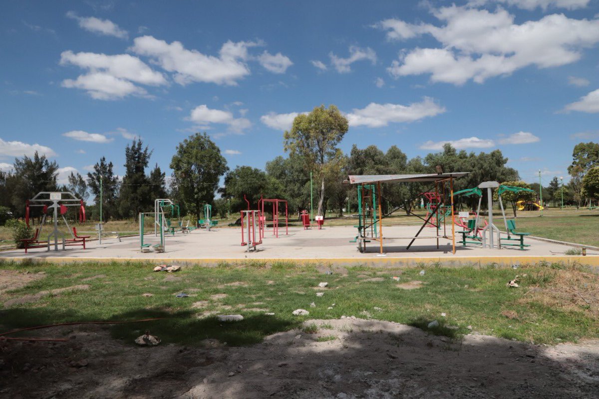 Les comparto parte de la remodelación del “Deportivo Sierra Hermosa” una iniciativa que me permitirá ofrecer una mejor calidad de vida a los Tecamaquenses a través del deporte y la sana convivencia familiar. 
El cambio ha sido radical por el bienestar de nuestro municipio.
