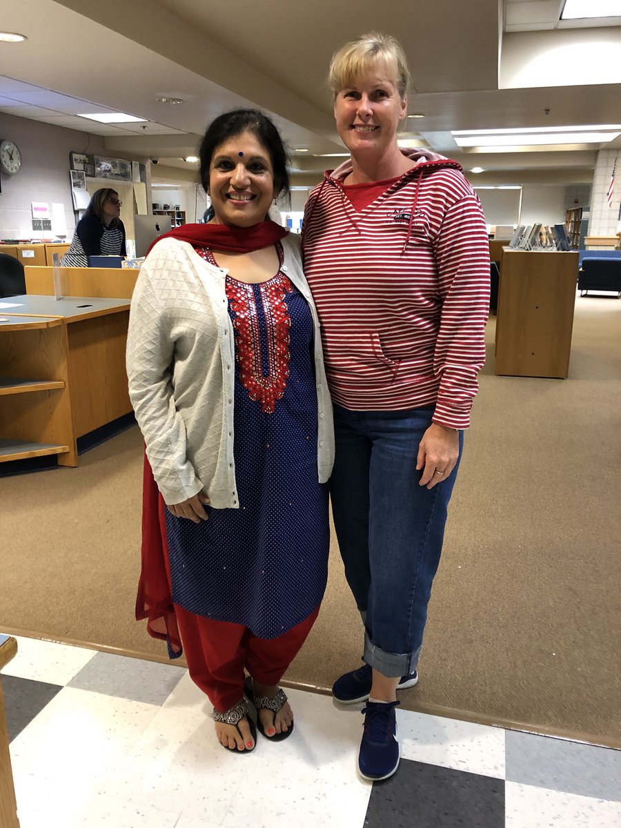 westfordacademy's tweet photo. USA spirit throughout the building today! #SpiritWeek #redwhiteblue https://t.co/XJ1fJmScBu